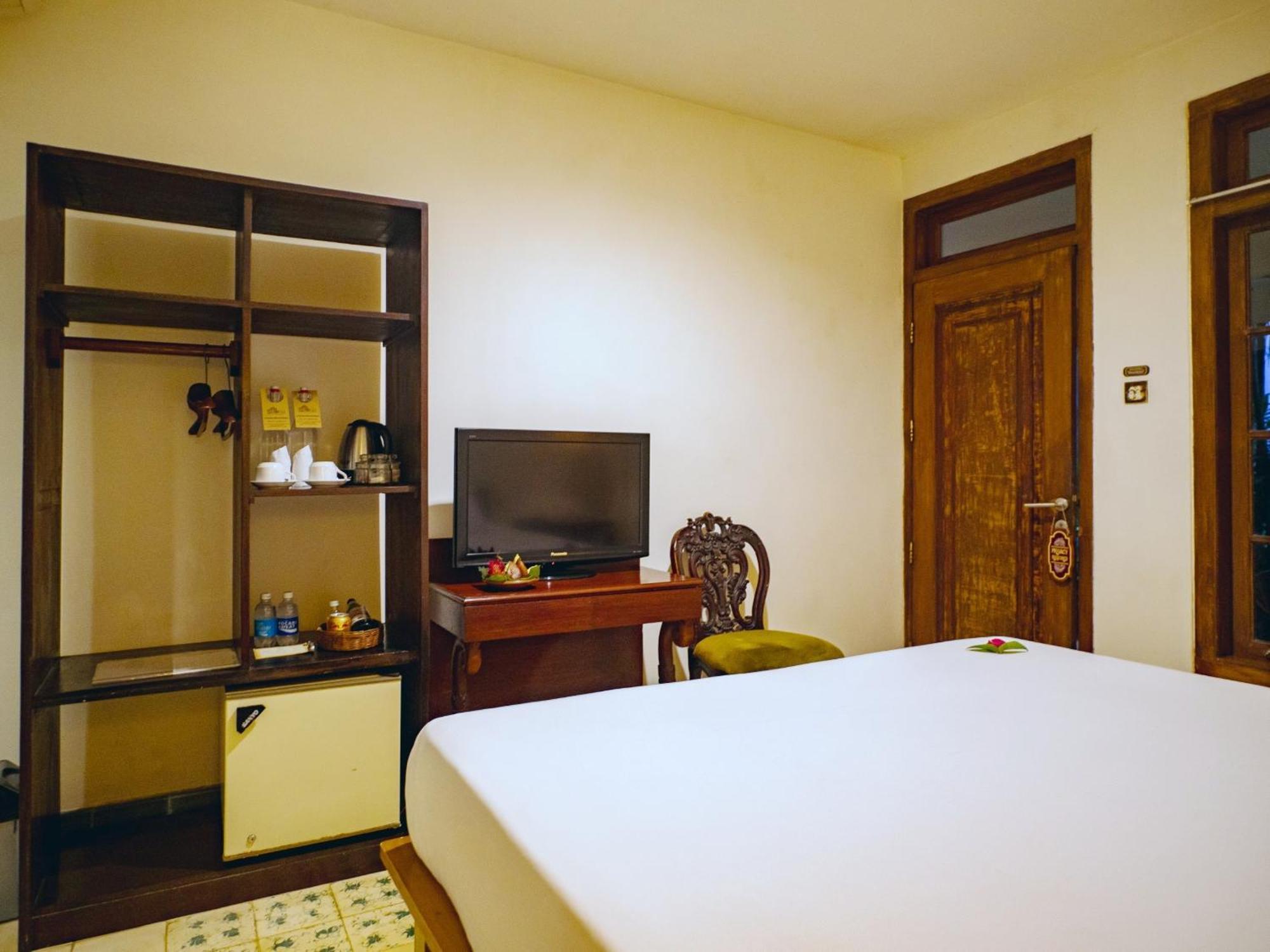 Hotel Tugu Blitar Eksteriør billede