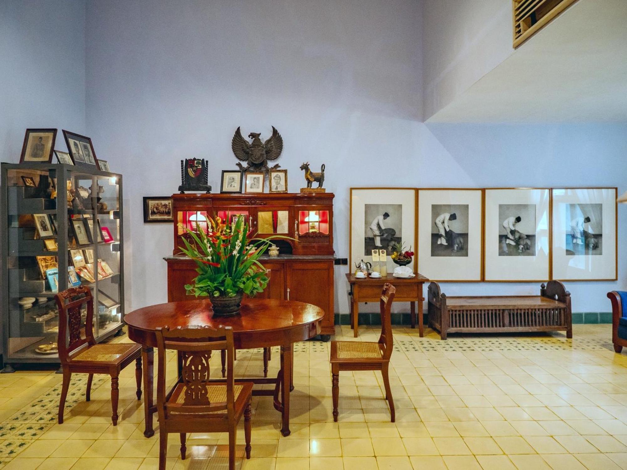 Hotel Tugu Blitar Eksteriør billede