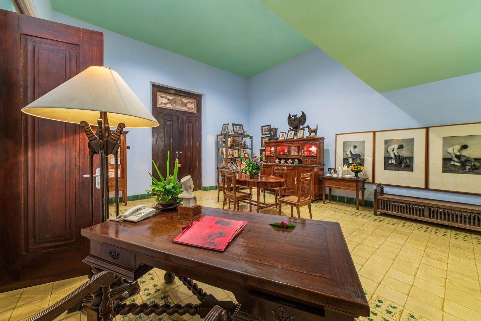 Hotel Tugu Blitar Eksteriør billede