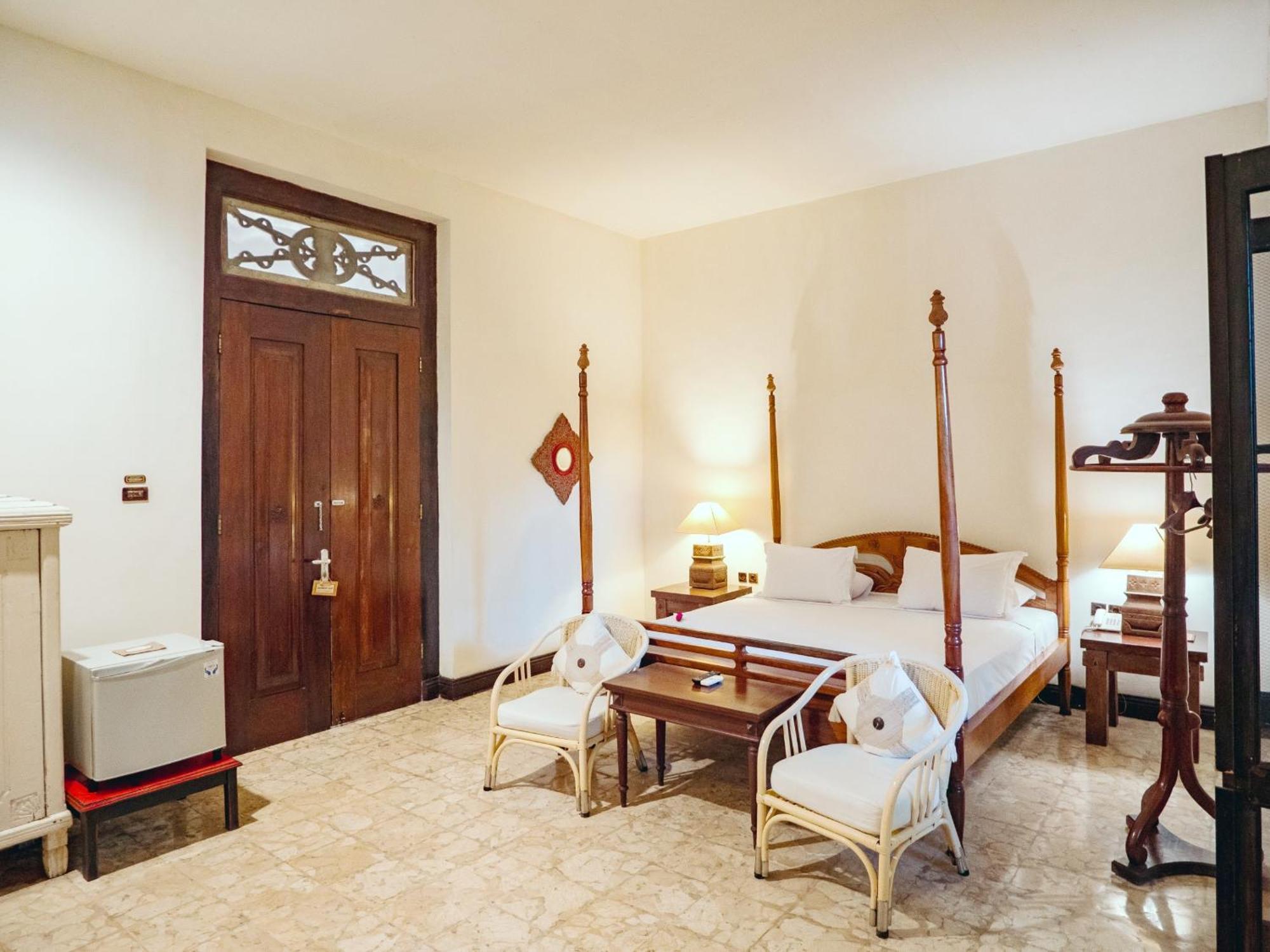 Hotel Tugu Blitar Eksteriør billede